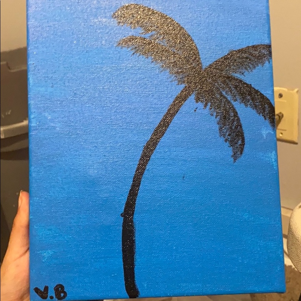 it’s not the best painting but i like it, i tried.